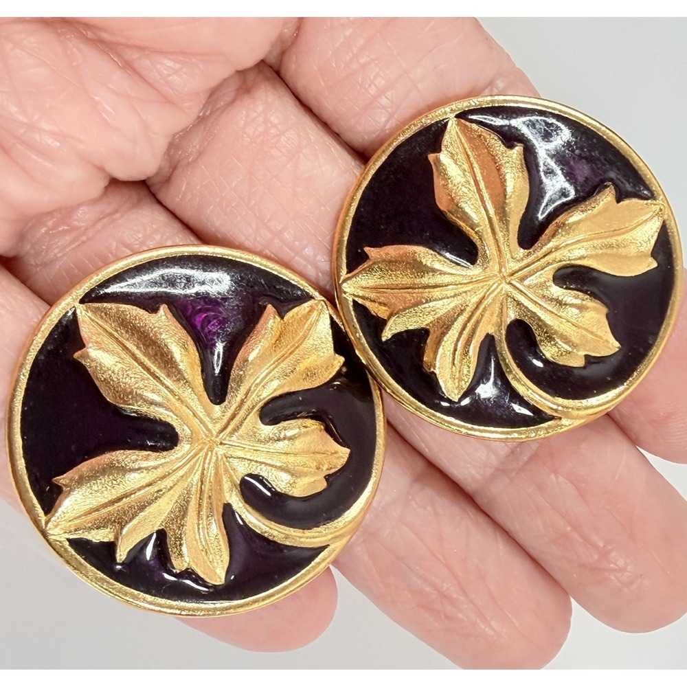 Vintage Trifari Earrings Deep Purple Enamel & Gold Tone Leaf Design 1.25"
